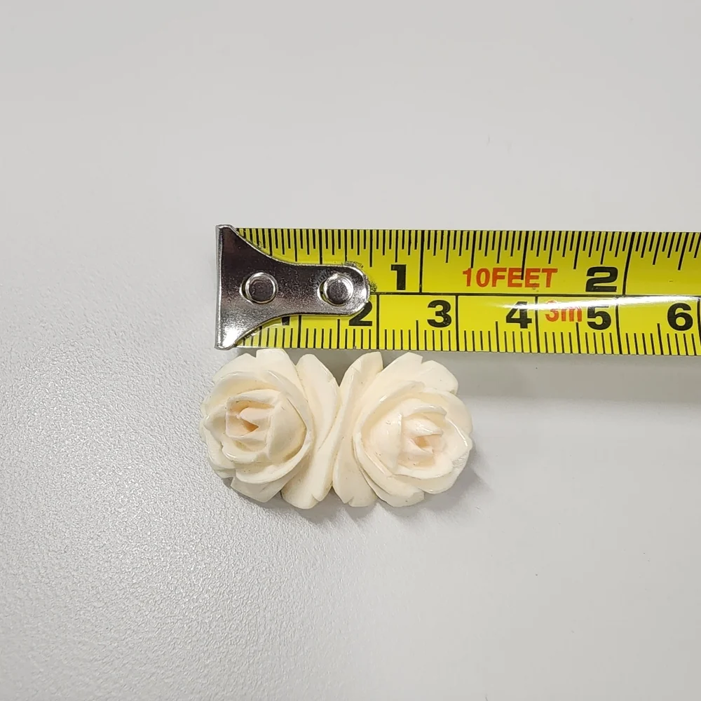 Vintage Carved Rose Brooch Creamy Off-White Double Flower Floral Pin Victorian
